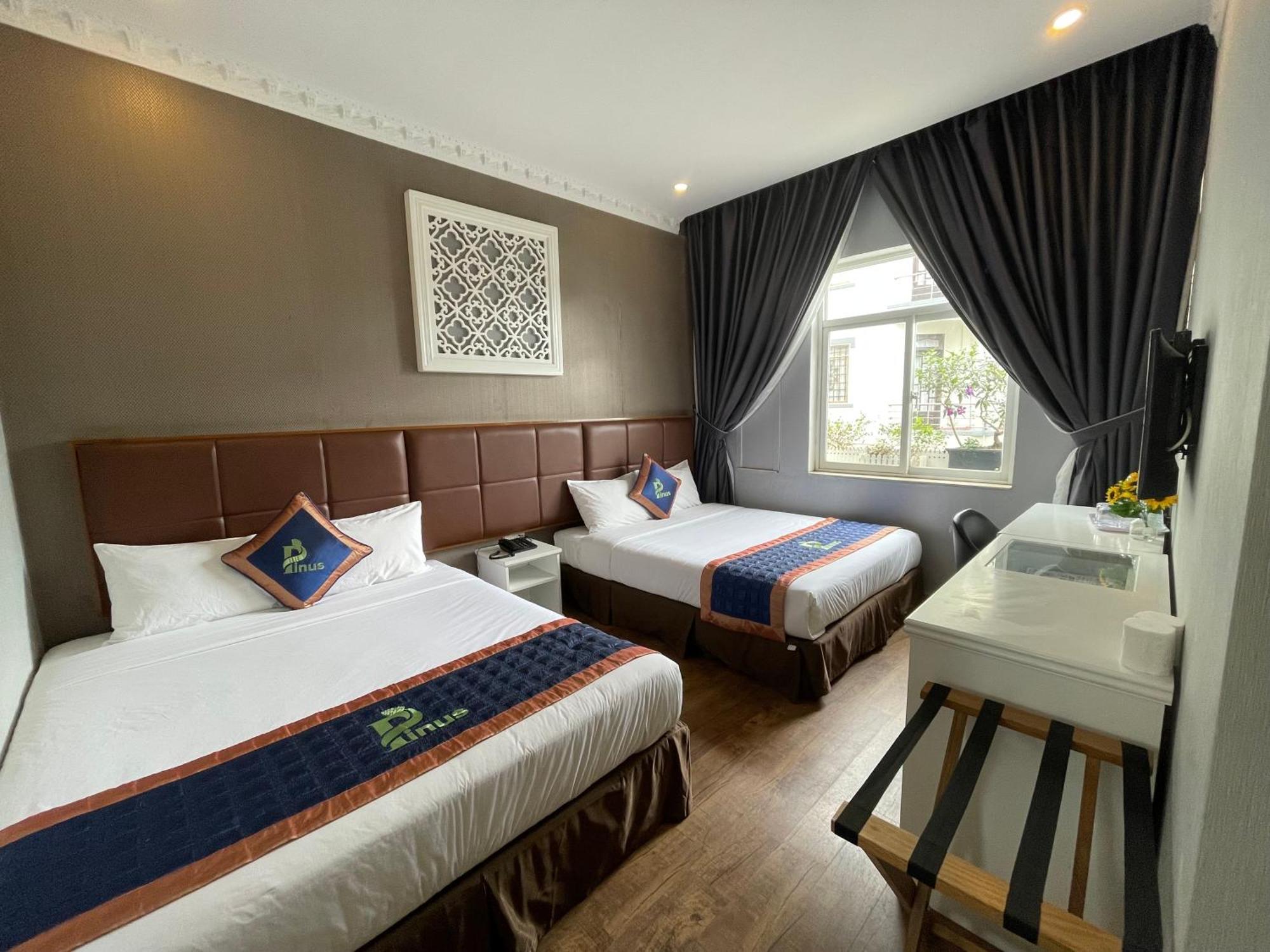 Pinus Hotel Da Lat Esterno foto