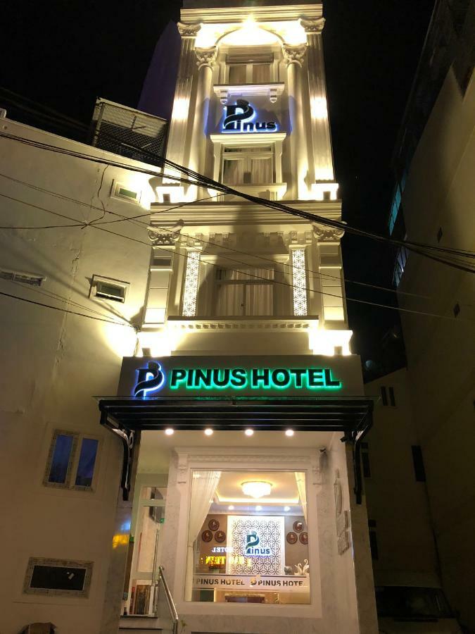 Pinus Hotel Da Lat Esterno foto
